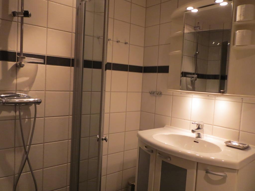 Areguiderna - Bubblans Laegenheter Are Torg Apartment Phòng bức ảnh